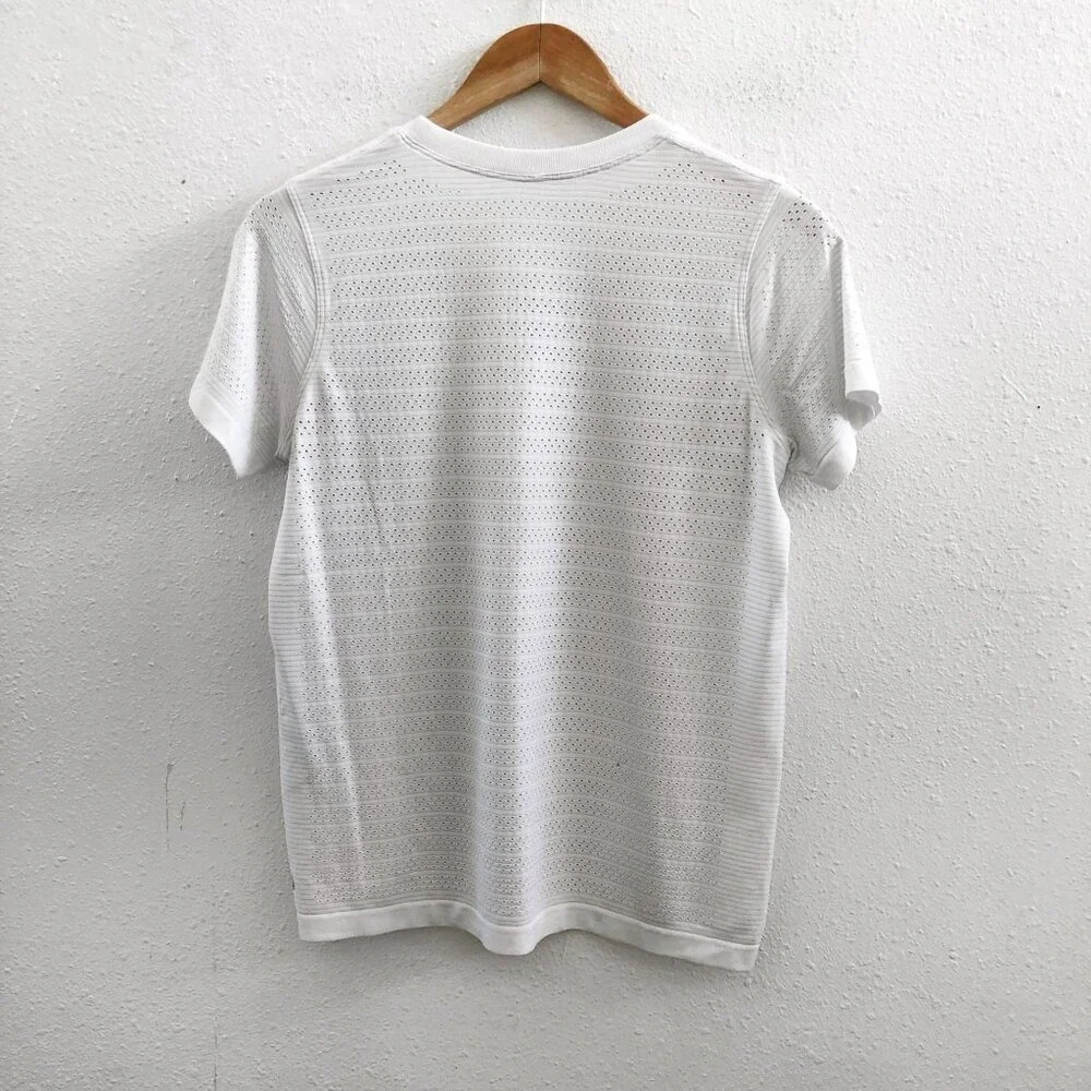 LULULEMON Swiftly Breathe Short Sleeve No Size Tag Check Measurements